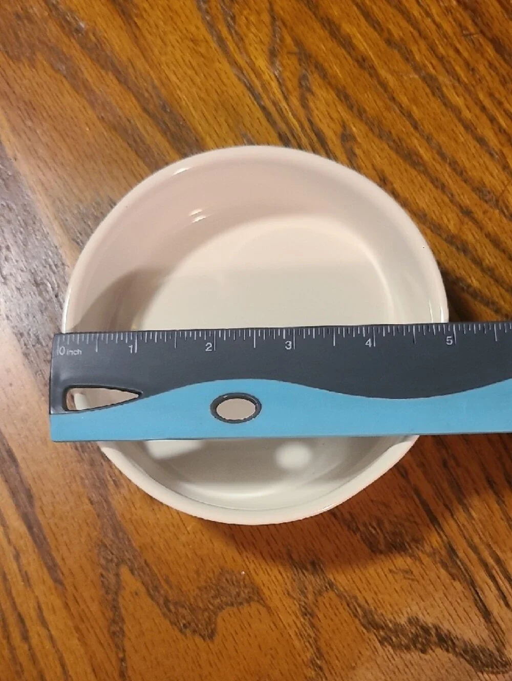 White Ceramic 'FEED ME' Pet Bowl